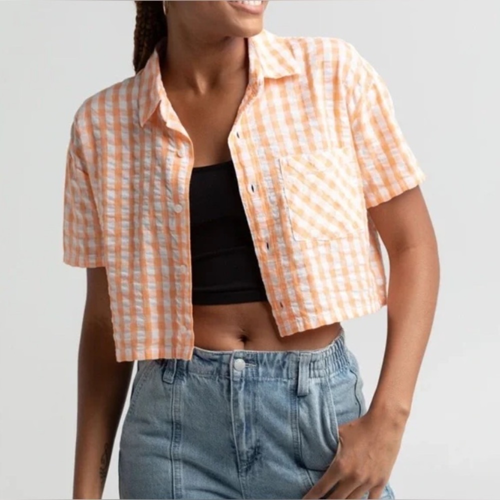 NWOT-TILLYS-RSQ-BUTTON FRONT TOP-SIZE XXL